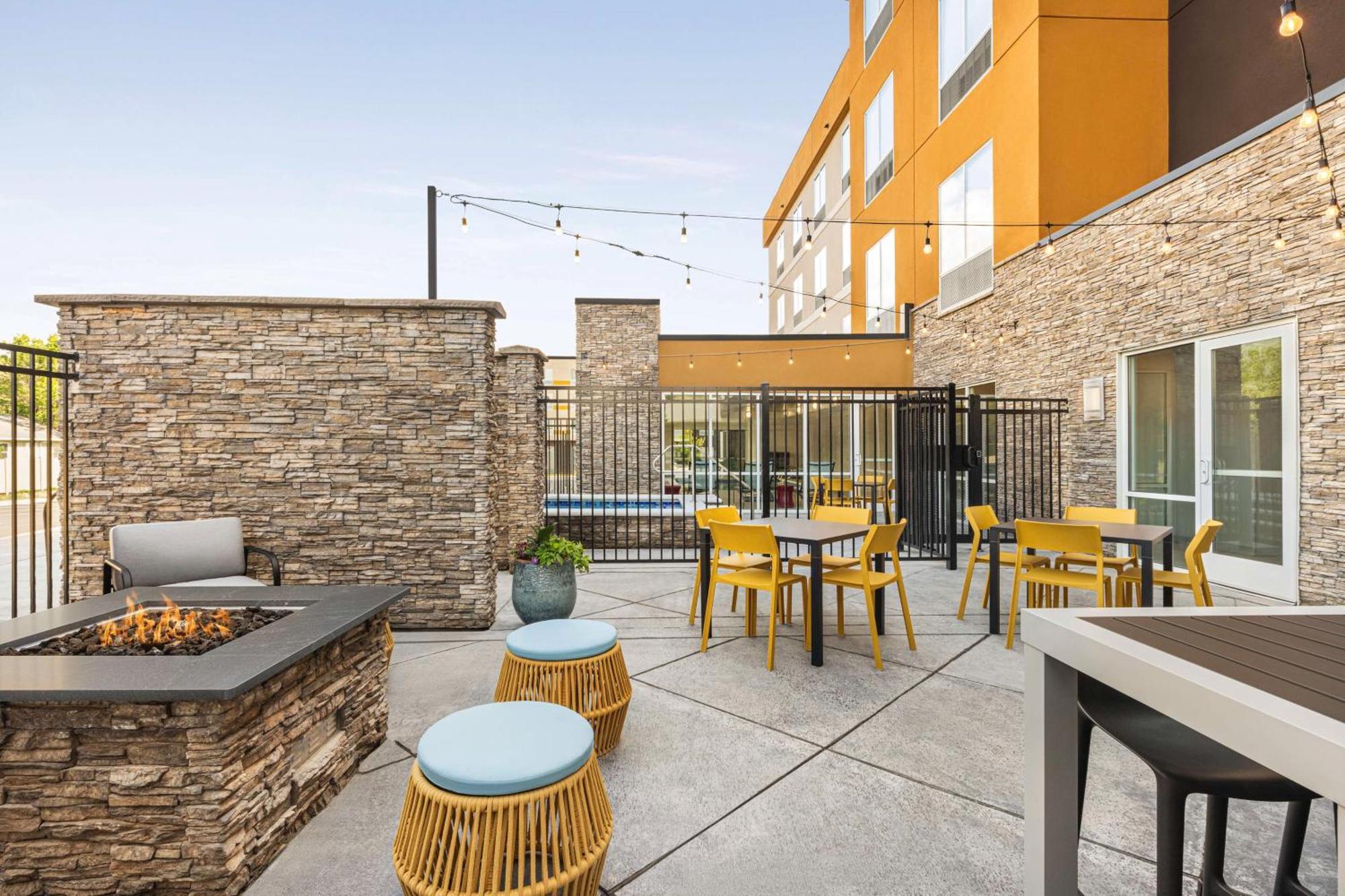 Home2 Suites Livingston Yellowstone Exteriör bild